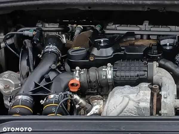 9HG słupek 1.6 HDi 8V DV6CM Citroen C4 Picasso Peugeot 308 115KM / 85kW - 1