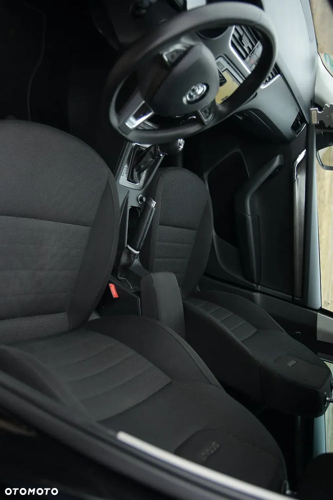 Skoda Octavia 2.0 TDI 4x4 DSG Scout - 29