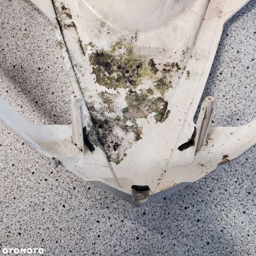 Czacha, czasza, owiewka przód, osłona lampy Derpi GP1 - 17