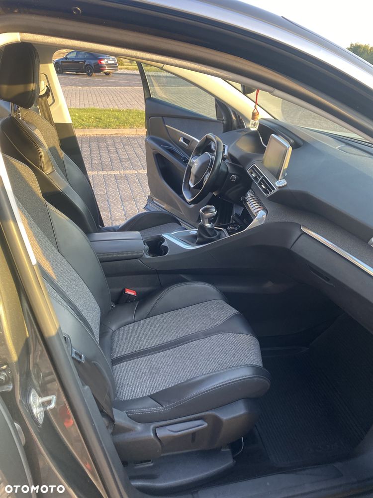 Peugeot 3008 Diesel Premium - 10