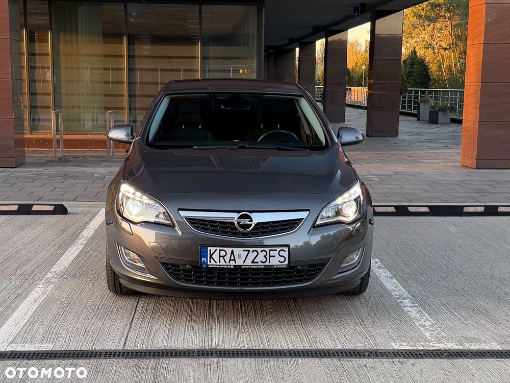Opel Astra - 9
