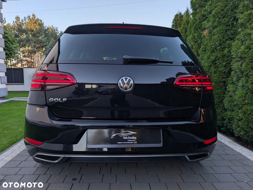 Volkswagen Golf - 17