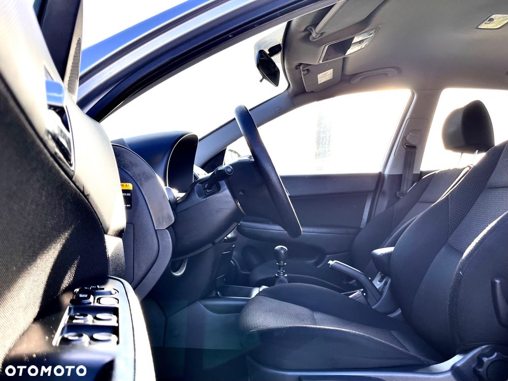 Hyundai i30 1.4 Classic + - 13