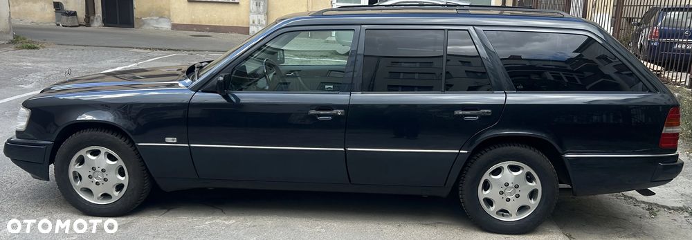 Mercedes-Benz Klasa E - 2