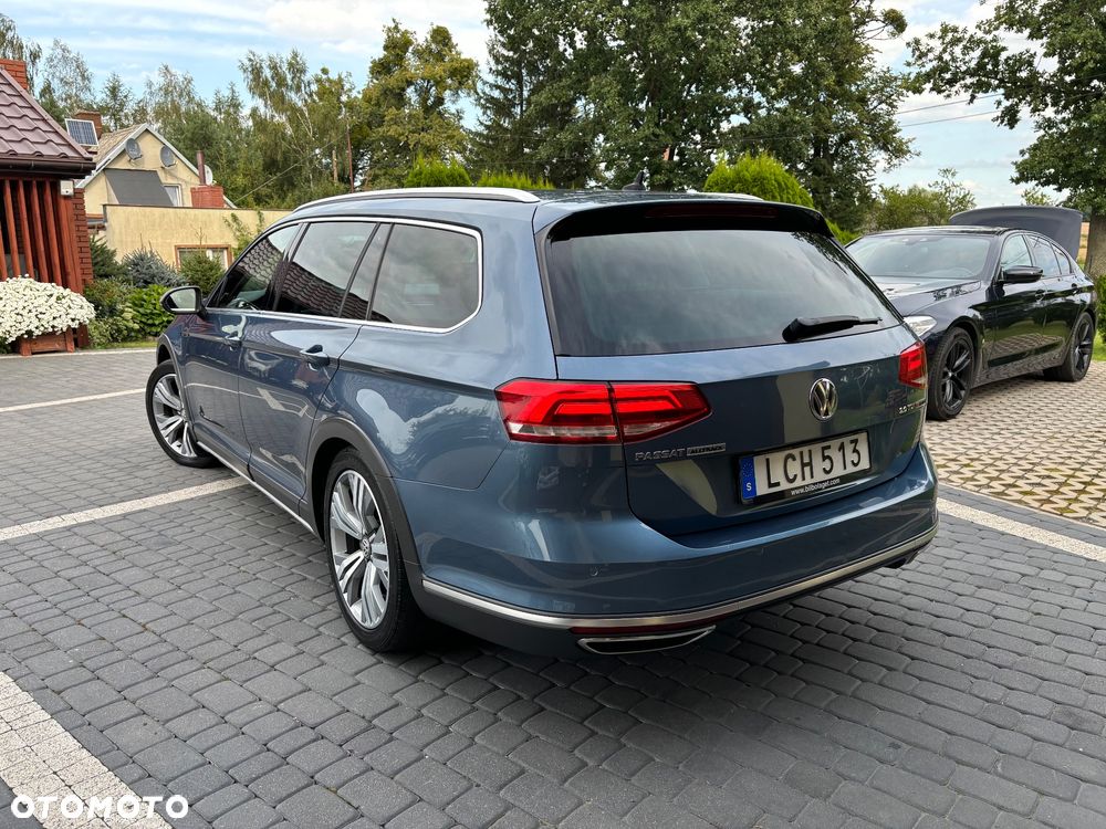 Volkswagen Passat Alltrack 2.0 TDI SCR 4Motion DSG - 3