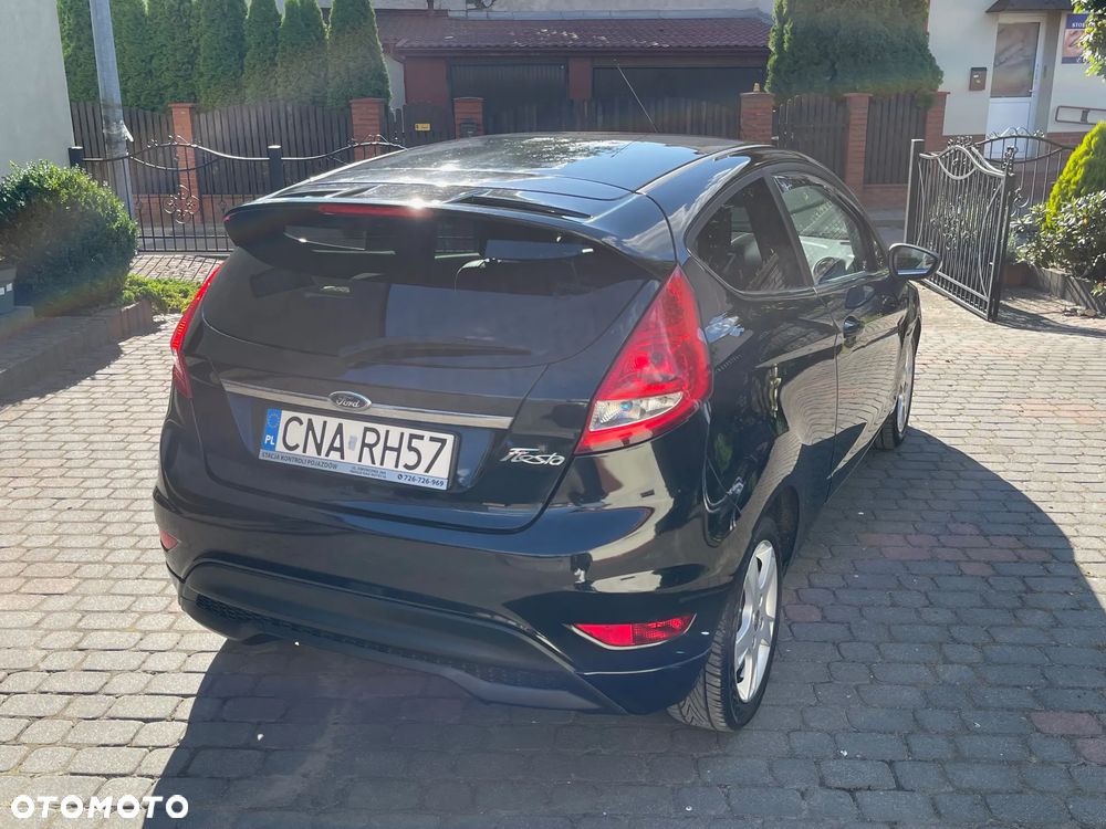 Ford Fiesta - 5