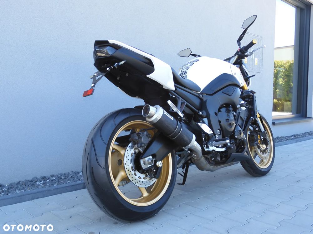 Yamaha FZ8 - 15