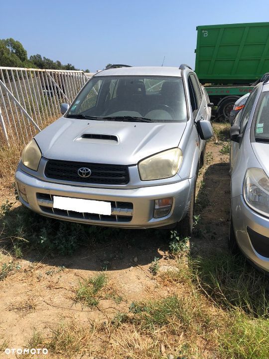 TOYOTA RAV 4 PÓŁOŚ PRAWY PRZÓD 2.0 D4D 2001-2004 EUROPA - 1