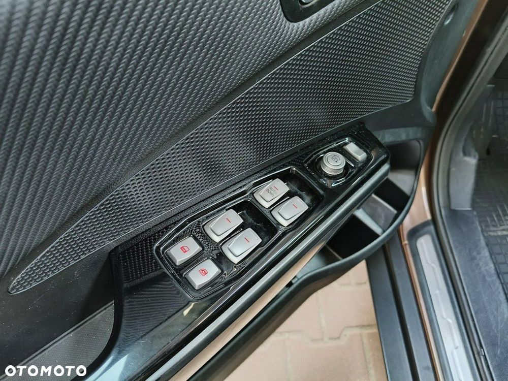 SsangYong/KGM XLV - 14