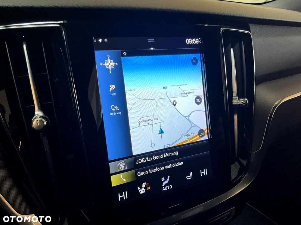 Volvo V60 B4 D R-Design - 8