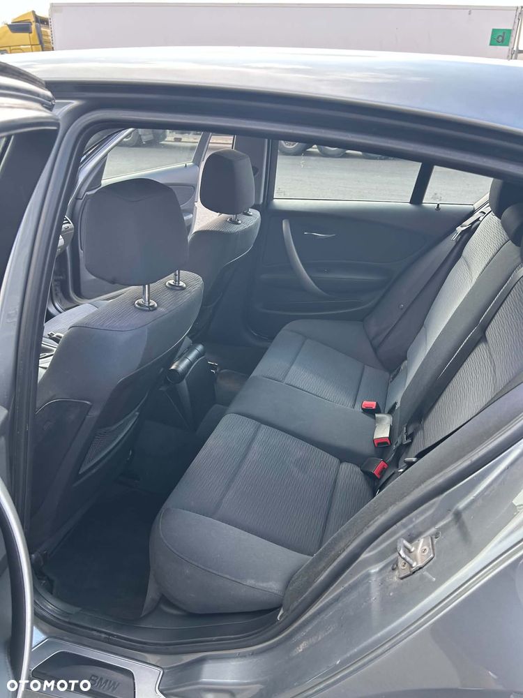 BMW Seria 1 - 10