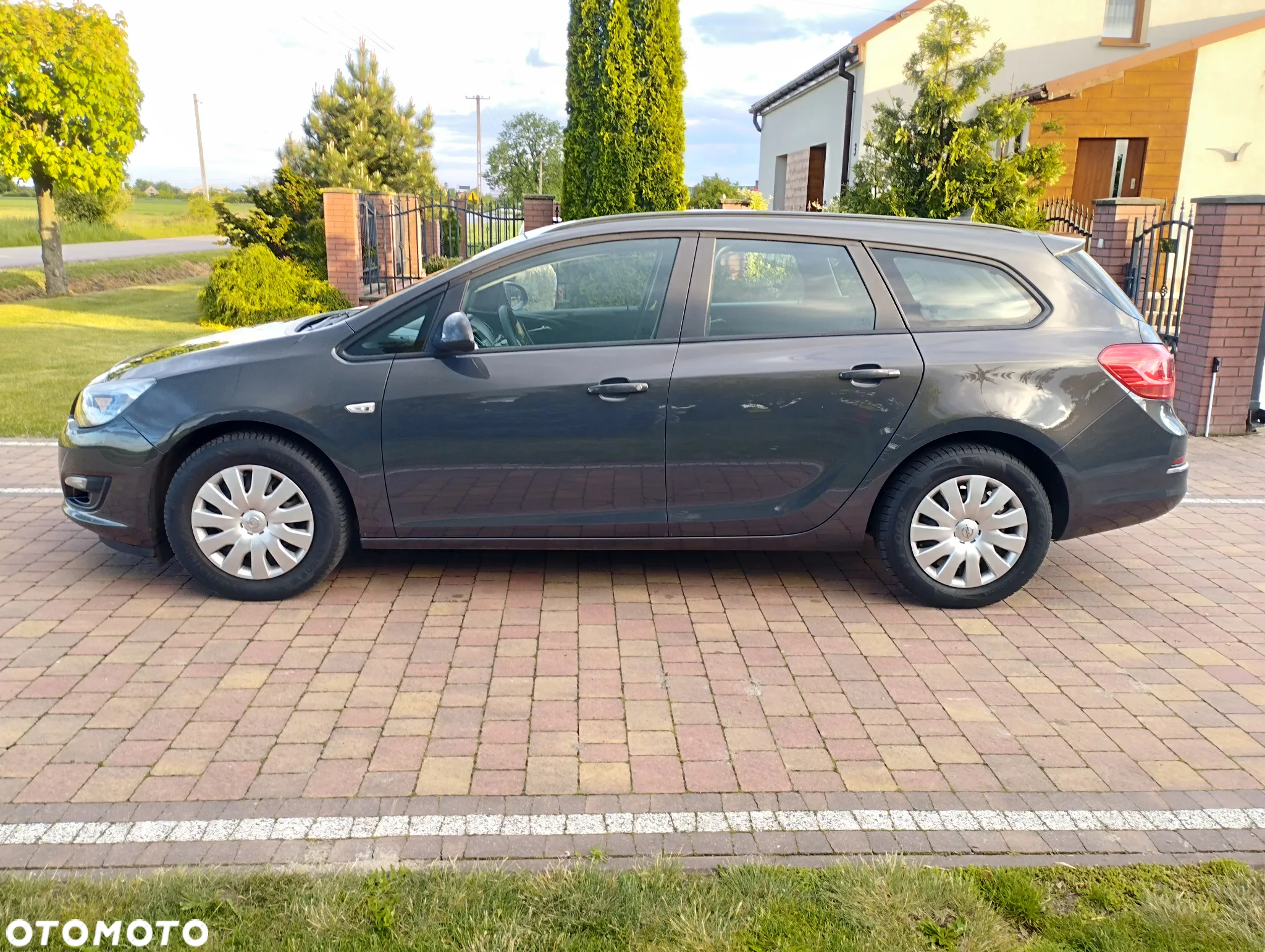 Opel Astra 1.4 Turbo Sports Tourer Design Edition - 3
