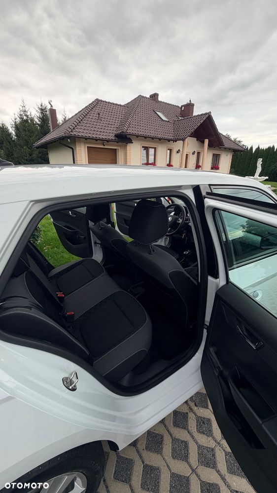 Skoda Fabia 1.0 Ambition - 12