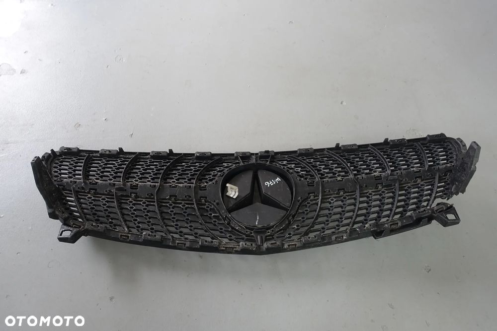 ATRAPA GRILL MERCEDES W176 A KLASA  AMG - 6