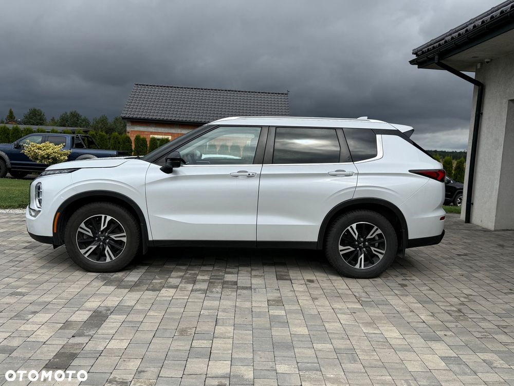 Mitsubishi Outlander 2.4 4WD CVT Intense - 7