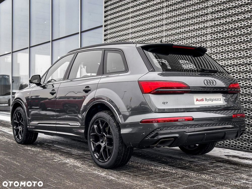 Audi Q7 - 6