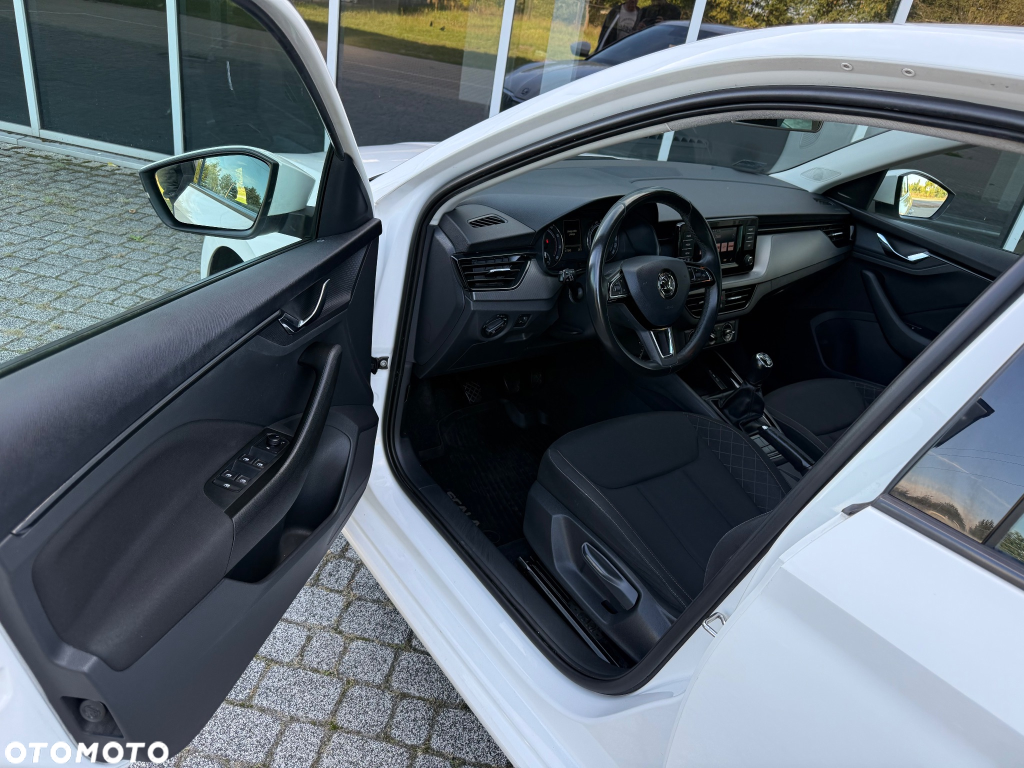 Skoda Scala 1.0 TSI Style - 33