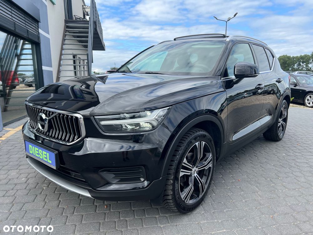 Volvo XC 40 D3 AWD Momentum Pro - 1