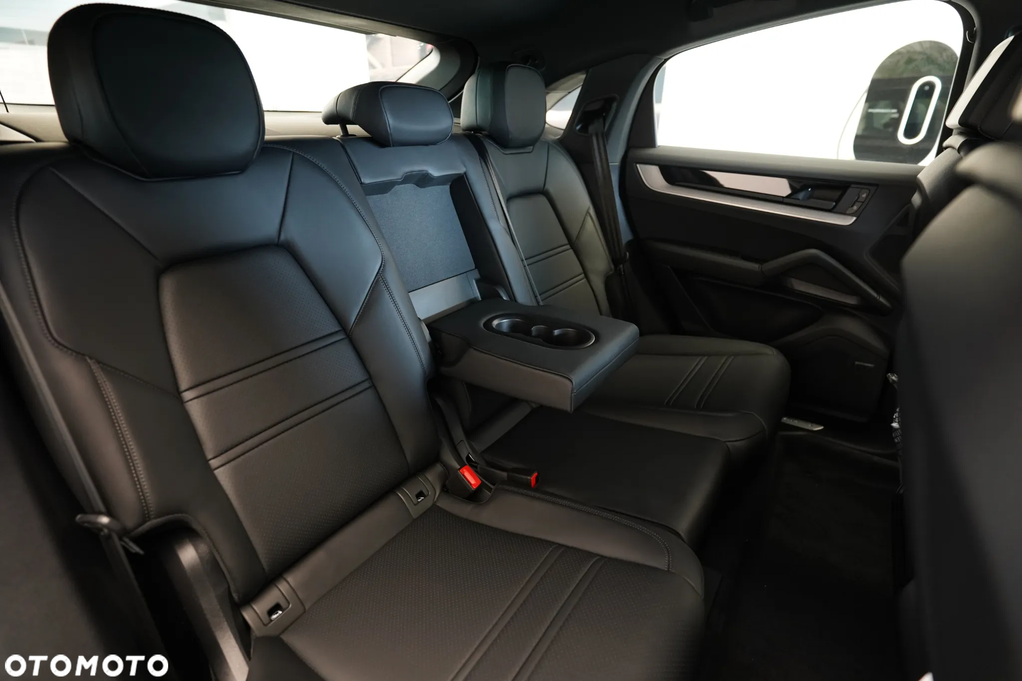 Porsche Cayenne Coupe - 14