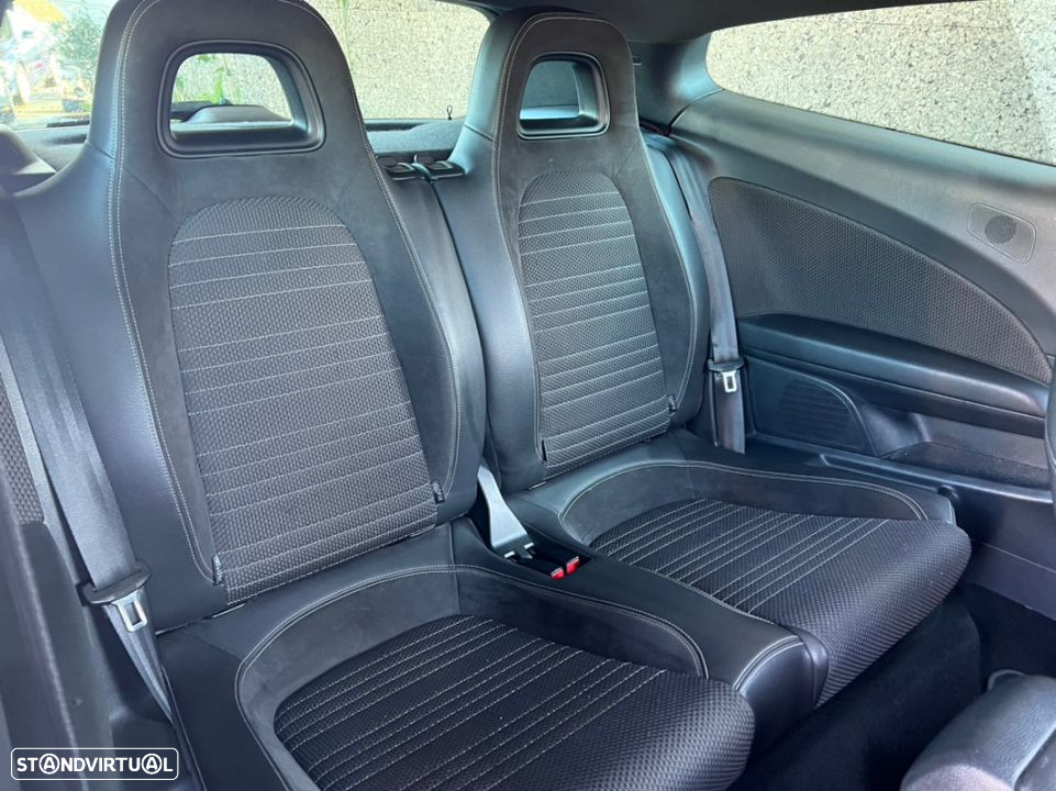 VW Scirocco 2.0 TDI Sport - 21