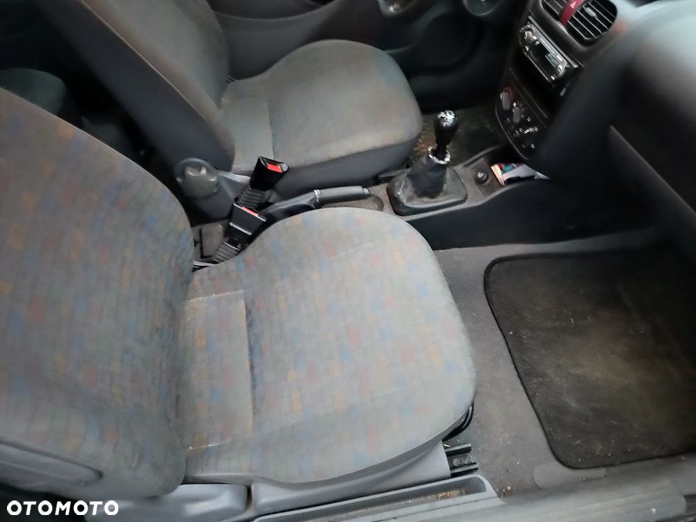 Opel Corsa 1.0 12V Comfort - 6