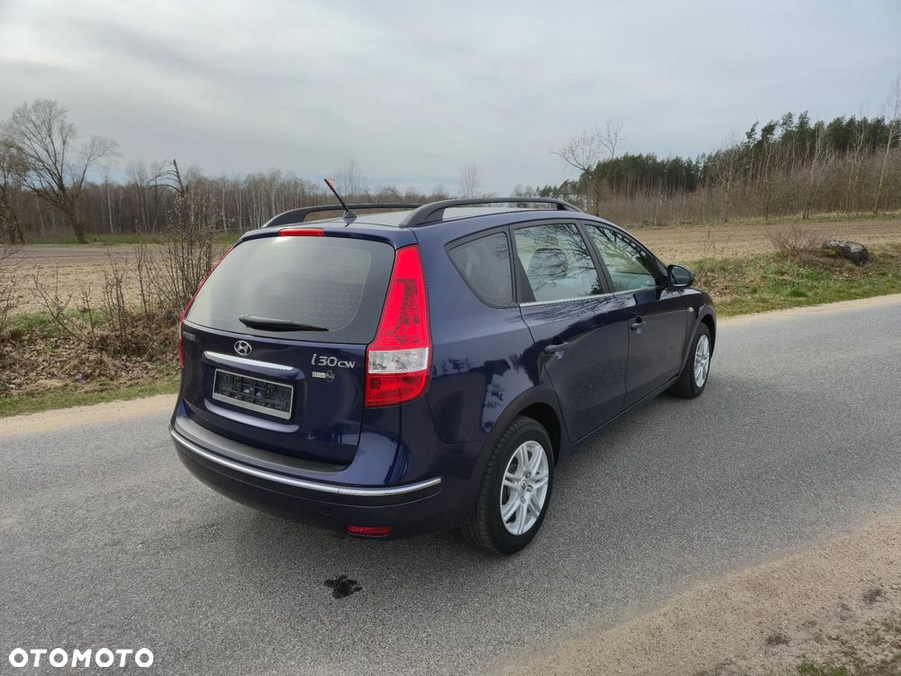 Hyundai i30 i30cw 1.4 Edition Plus - 11