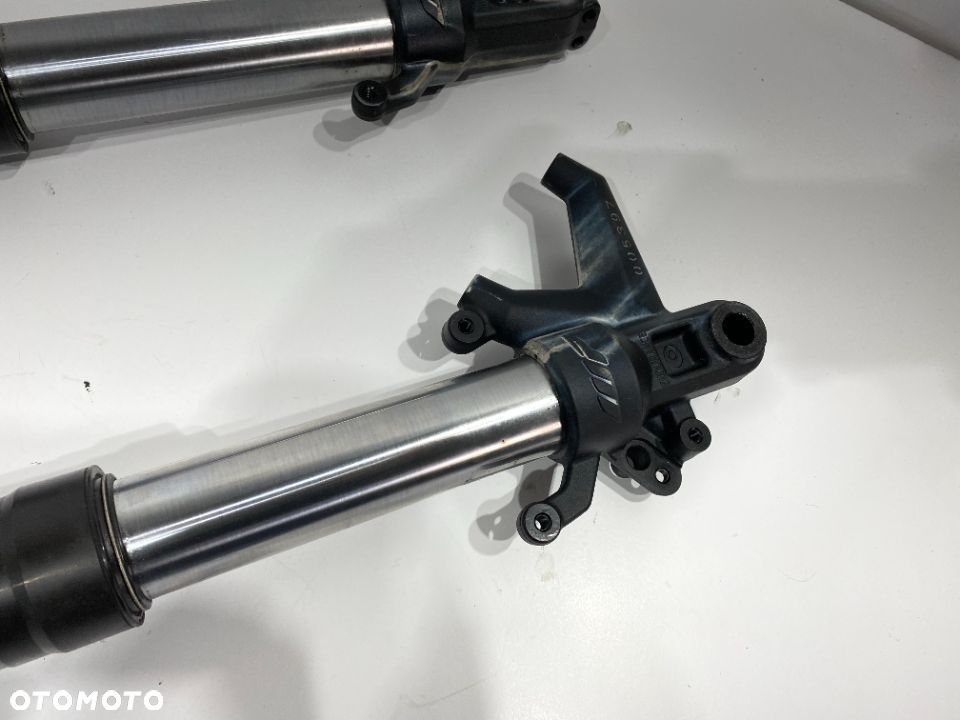 Lagi widełki  KTM  RC 125 - 10