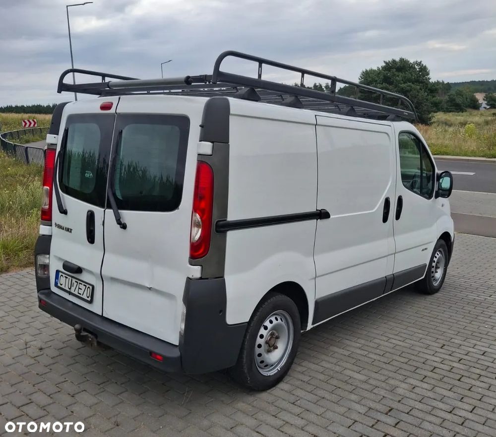 Renault TRAFIC II L1H1 + bagażnik dachowy - 9