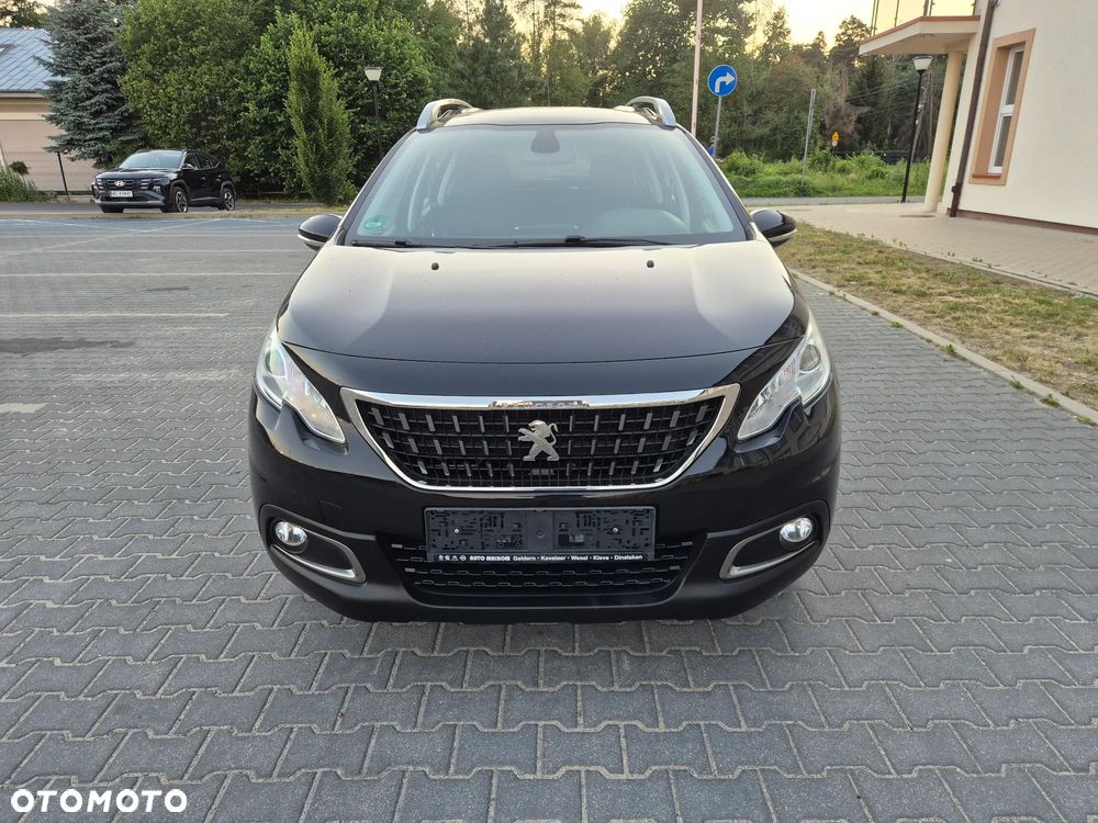 Peugeot 2008 1.2 Pure Tech Access - 2