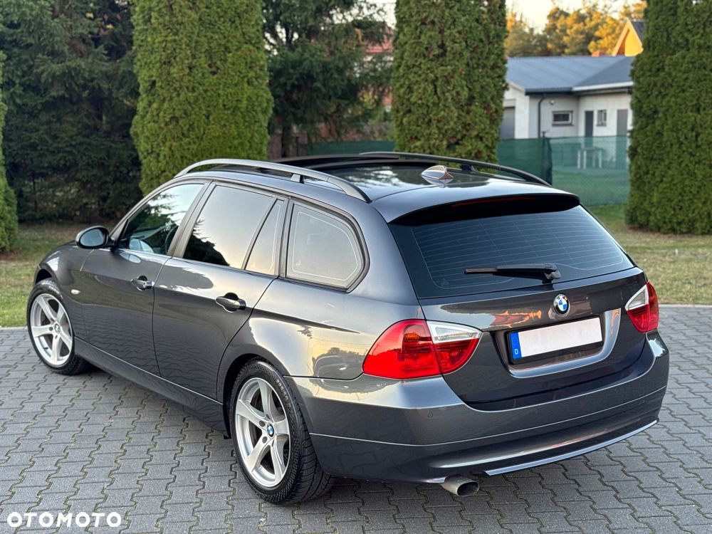 BMW Seria 3 318i - 21