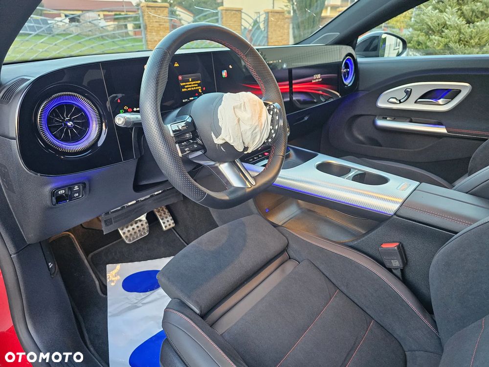 Mercedes-Benz CLA 200 mHEV 8G-DCT - 27