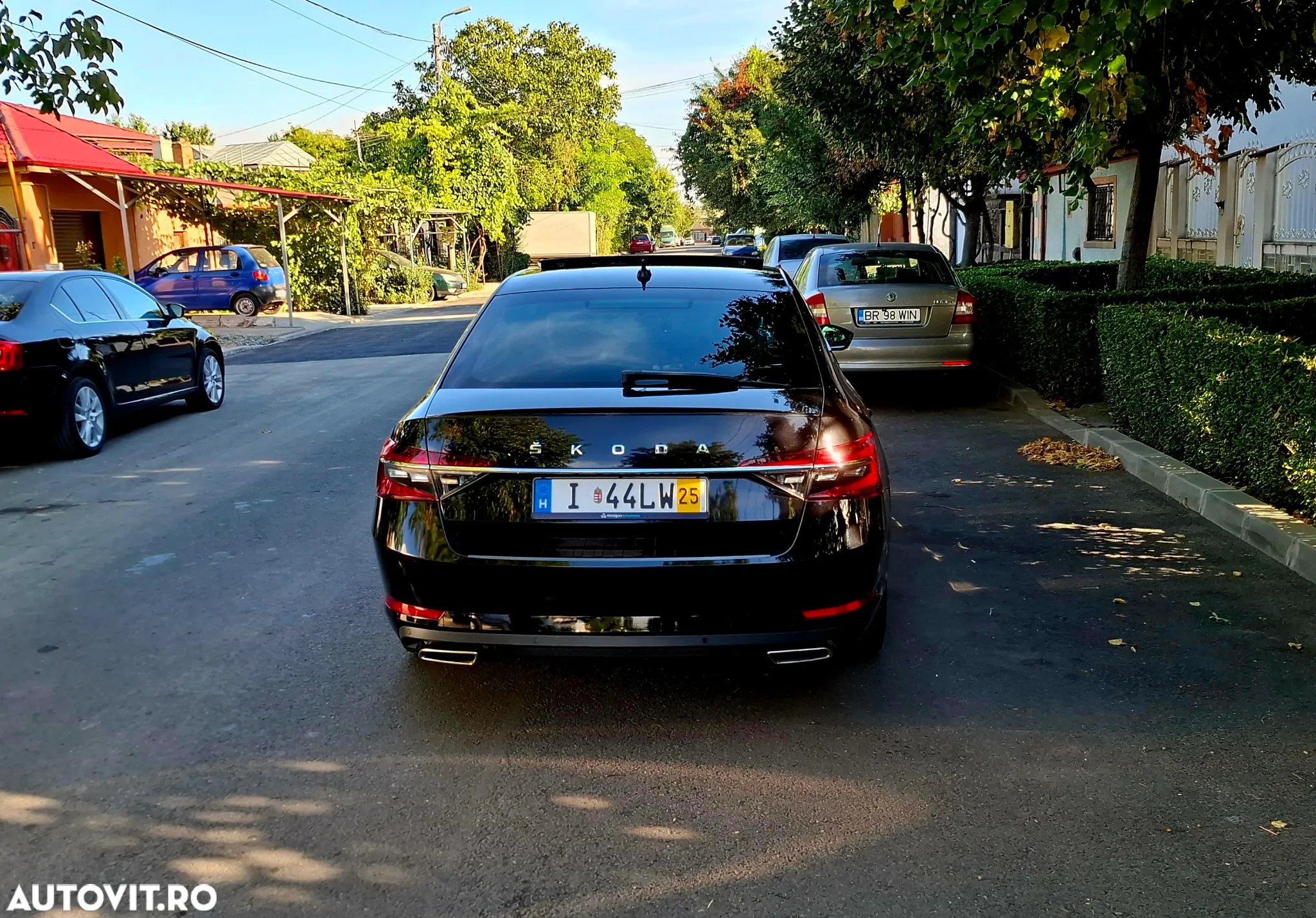 Skoda Superb 2.0 TSI 4x4 DSG L&K - 9