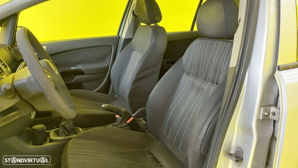 Opel Corsa 1.3 CDTI Enjoy EcoFLEX - 11
