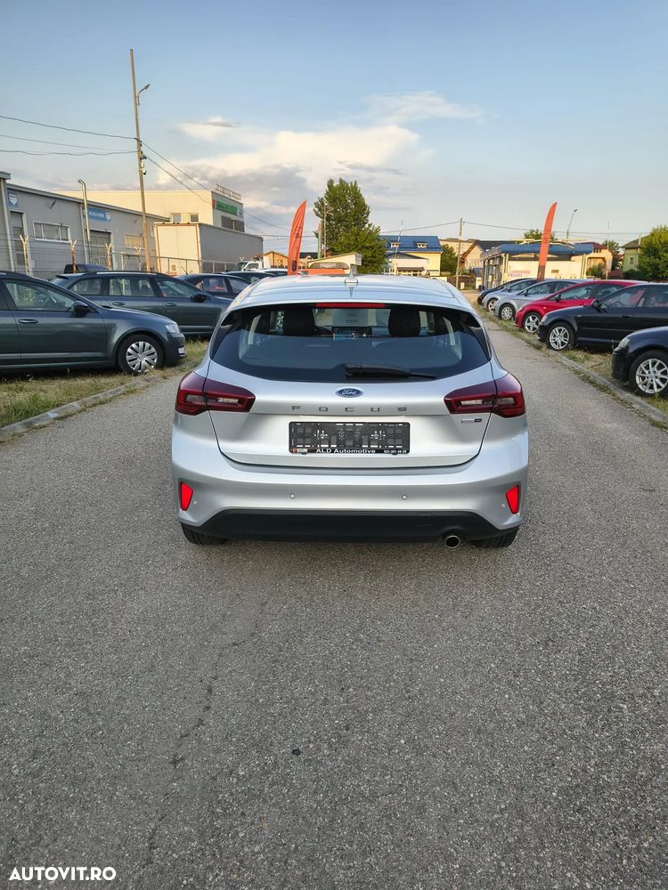 Ford Focus 1.0 EcoBoost MHEV Titanium - 4