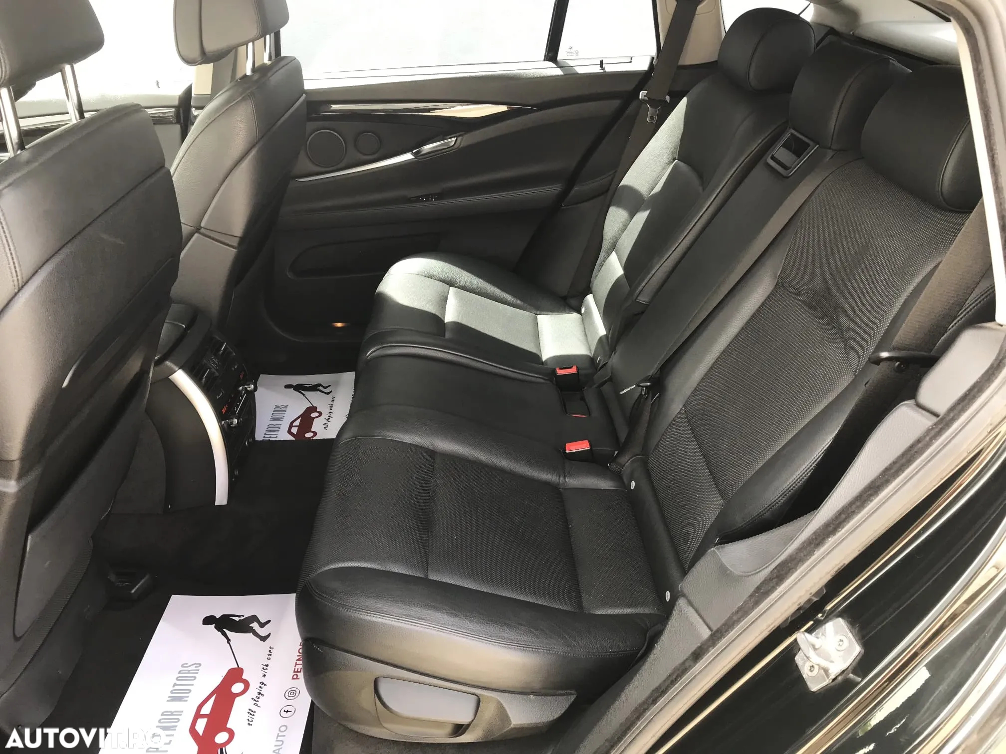 BMW Seria 5 530d Gran Turismo - 14