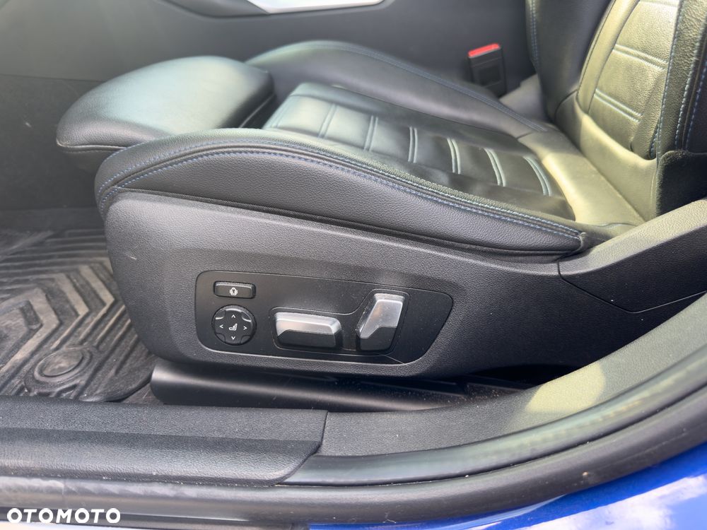 BMW Seria 3 330i M Sport sport - 18