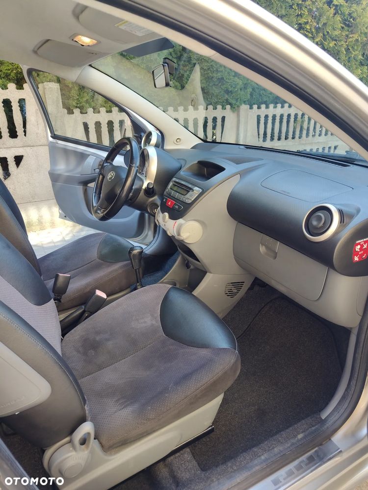 Toyota Aygo ckIN2U - 11