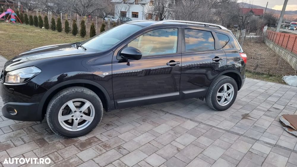 Nissan Qashqai 2.0 dCi DPF tekna - 1