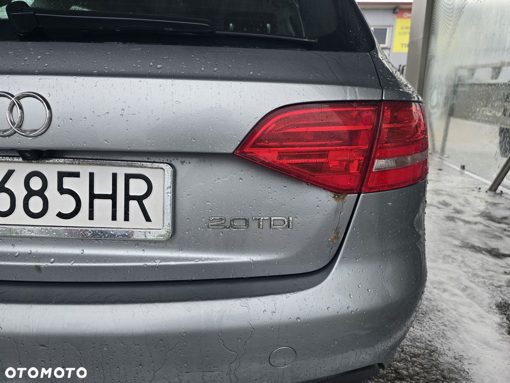 Audi A4 Avant - 8
