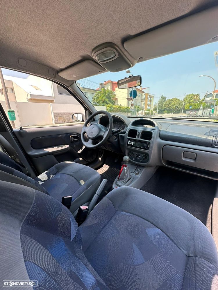 Renault Clio 1.2 RN - 7