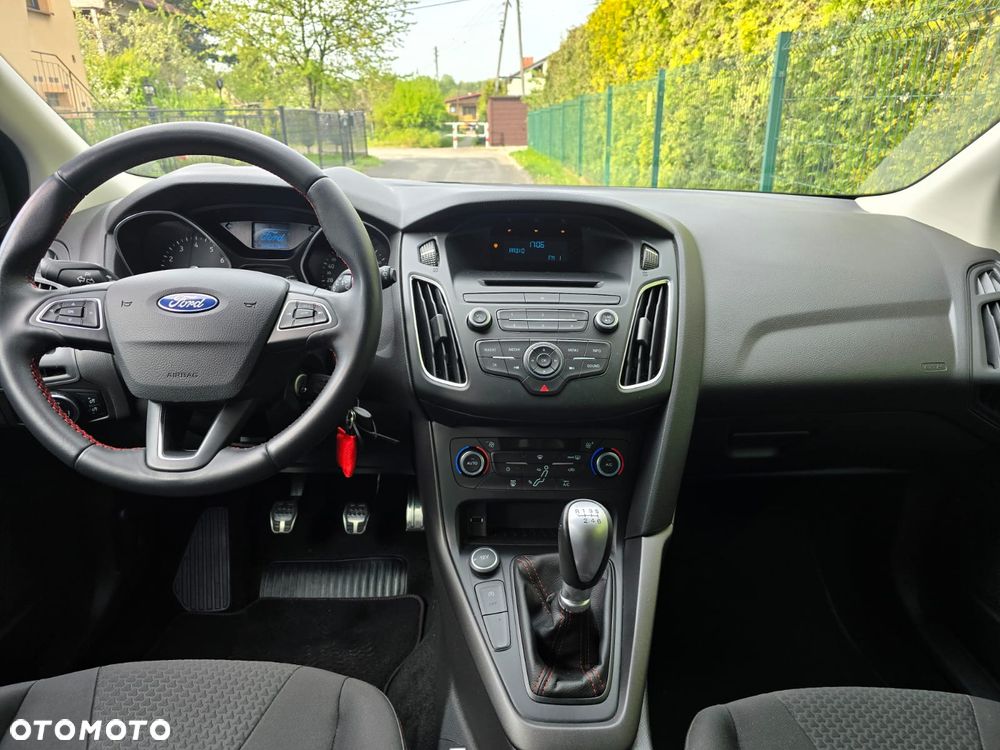 Ford Focus 1.0 EcoBoost ST-Line Red ASS - 25