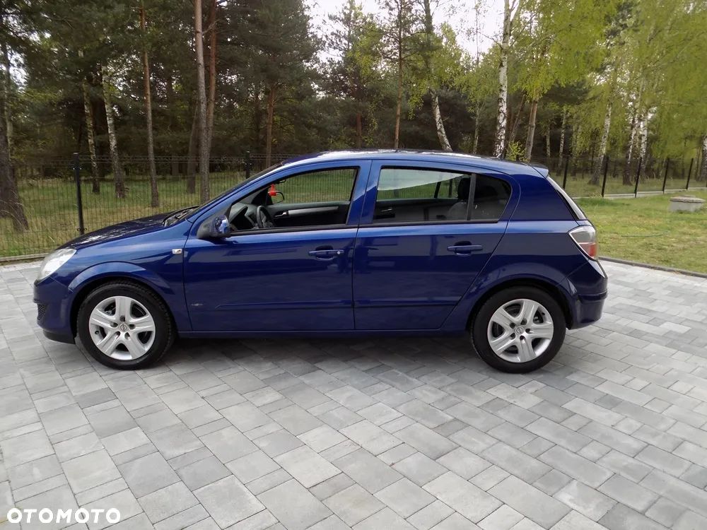 Opel Astra 1.6 Catch me - 11