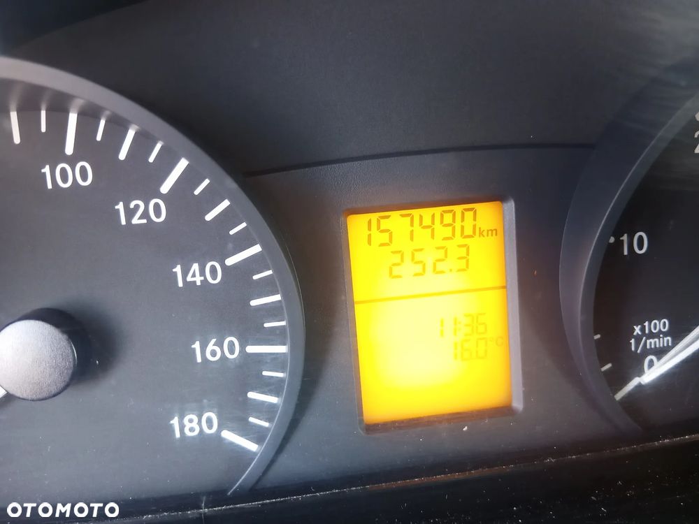 Mercedes-Benz SPRINTER - 6