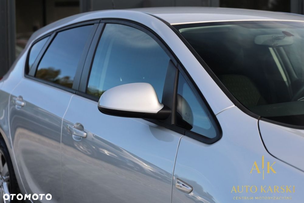 Opel Astra - 16