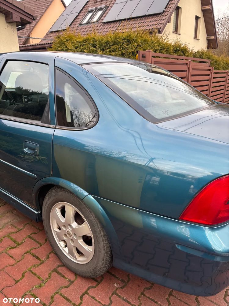 Opel Vectra 1.8 Base - 7