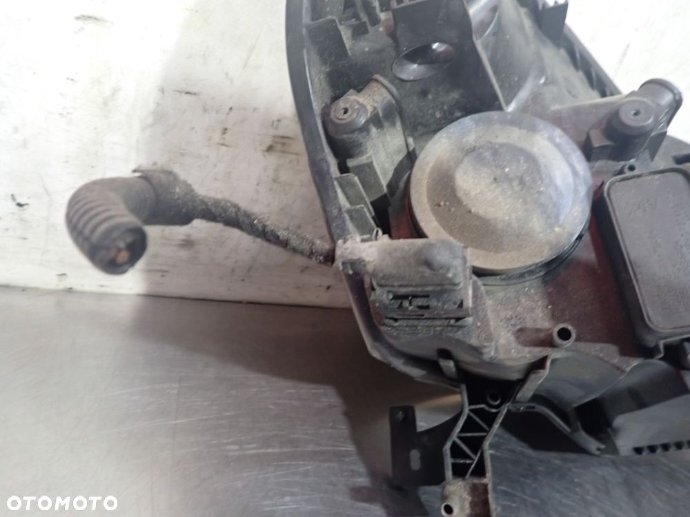 LAMPA LEWA PRZEDNIA OPEL ZAFIRA B - 4