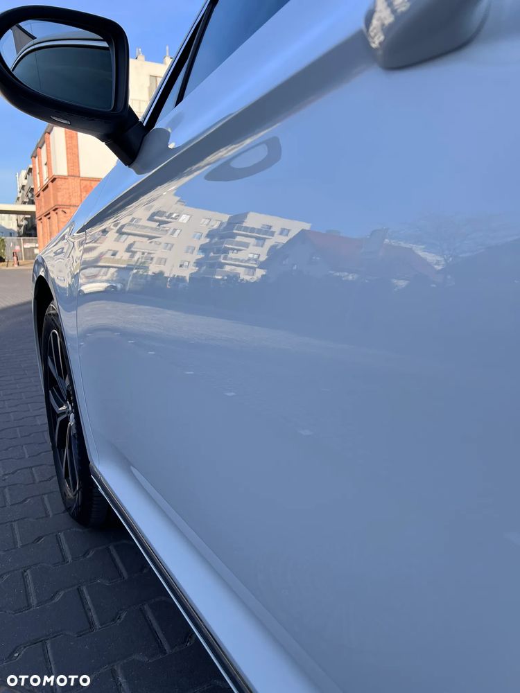 Volkswagen Passat 1.8 TSI BMT Highline - 31