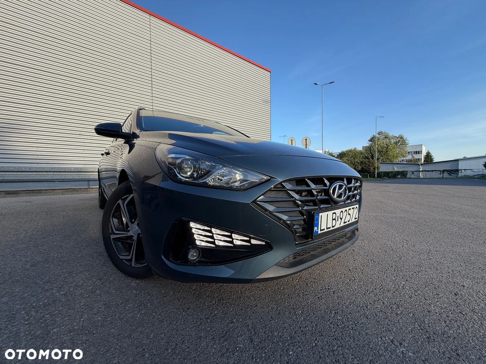 Hyundai i30 1.5 T-GDI 48V Comfort DCT - 13