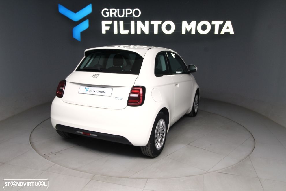 Fiat 500e Action - 3