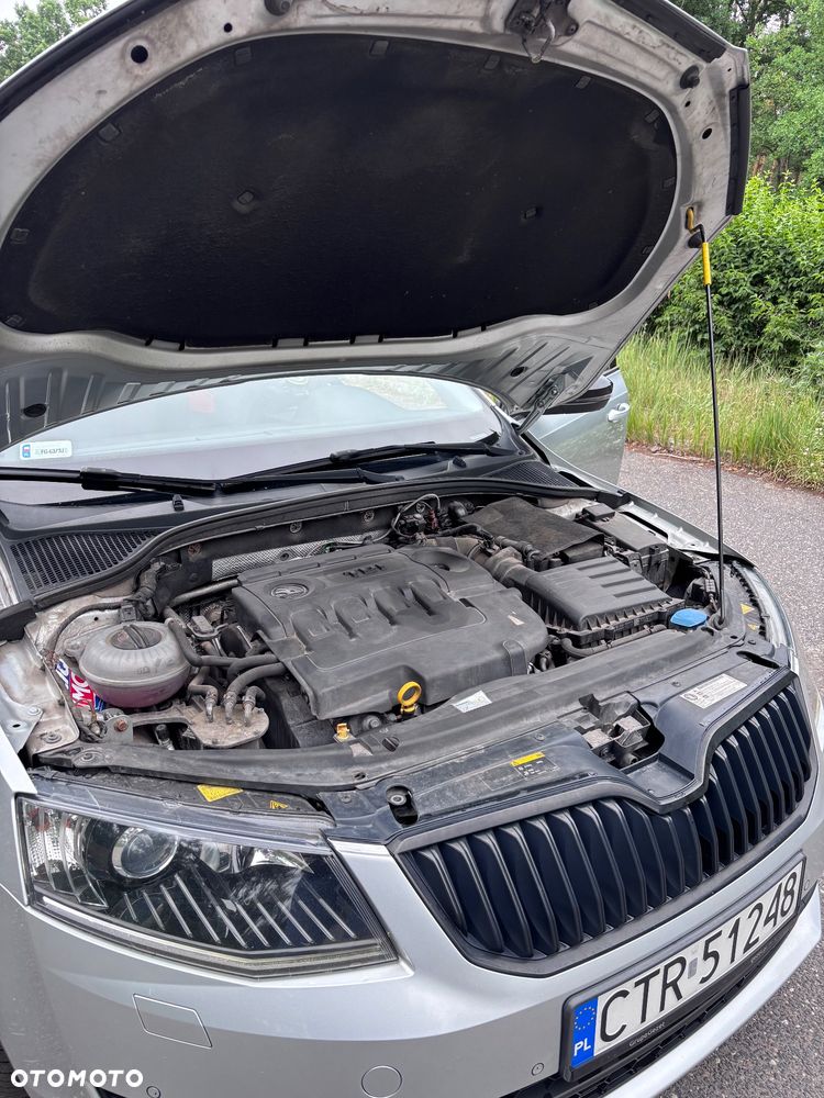 Skoda Octavia 2.0 TDI Style DSG - 17